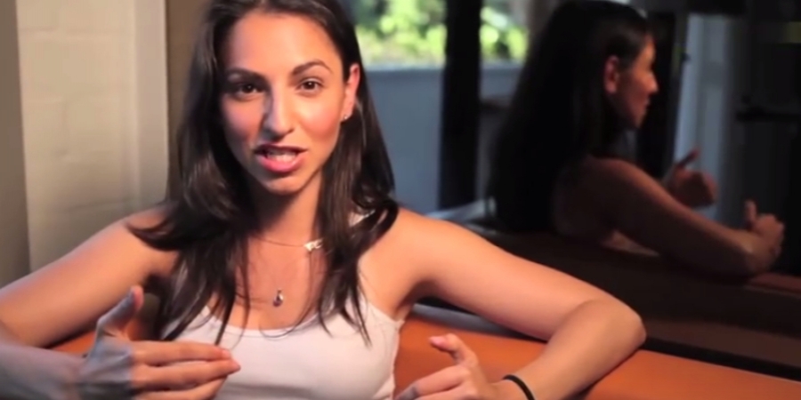 Marni offers you tips on how to finger a girl! article image