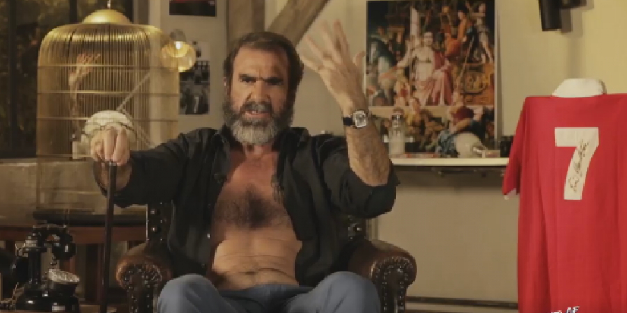 Eric Cantona gives some friendly encouragement to Man Utd's struggling stars (video) article image