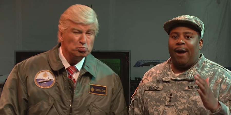 Military cosplay Trump fronts up to an alien invasion article image