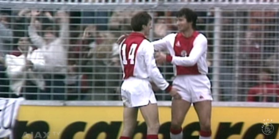 Watch: Johan Cruyff's greatest Ajax goals article image