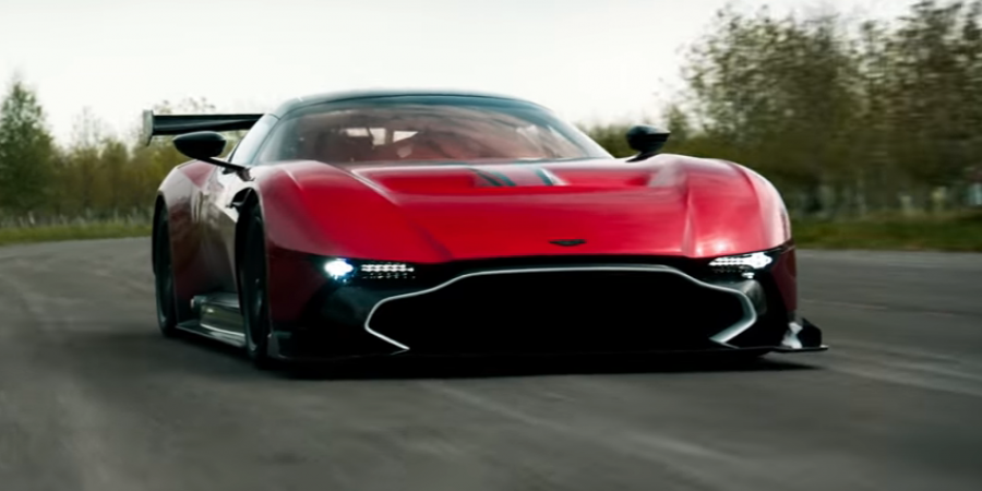 Jeremy Clarkson reviews the Aston Martin Vulcan article image