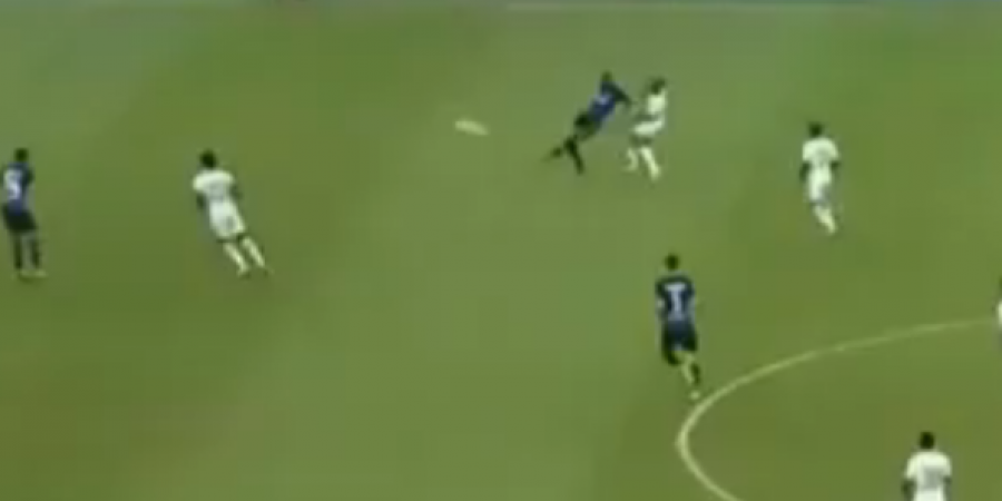 Check out this ridiculous own goal from Inter's Geoffrey Kondogbia article image