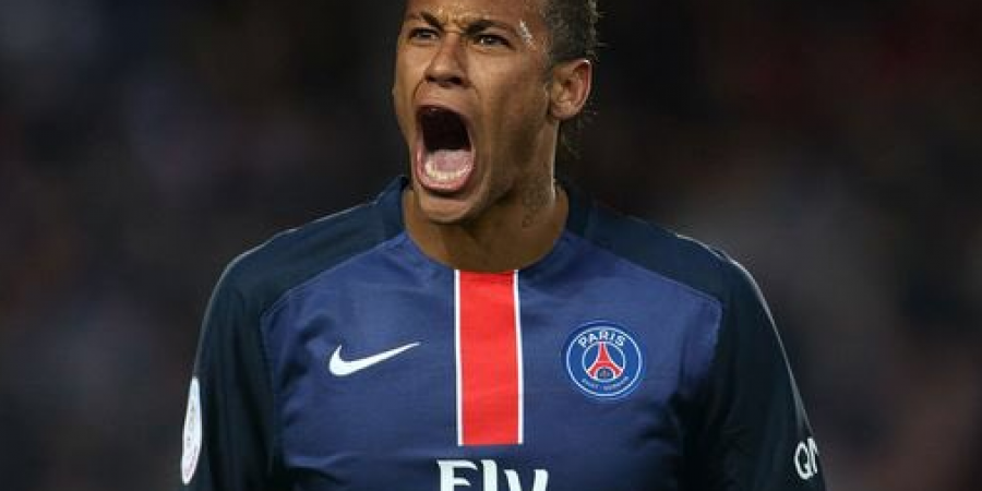 Neymar is on the verge of joining PSG for a world record £198m! article image