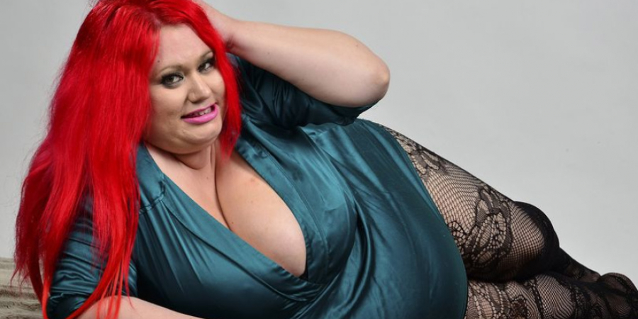 Meet the woman with the biggest natural boobs in Britain article image