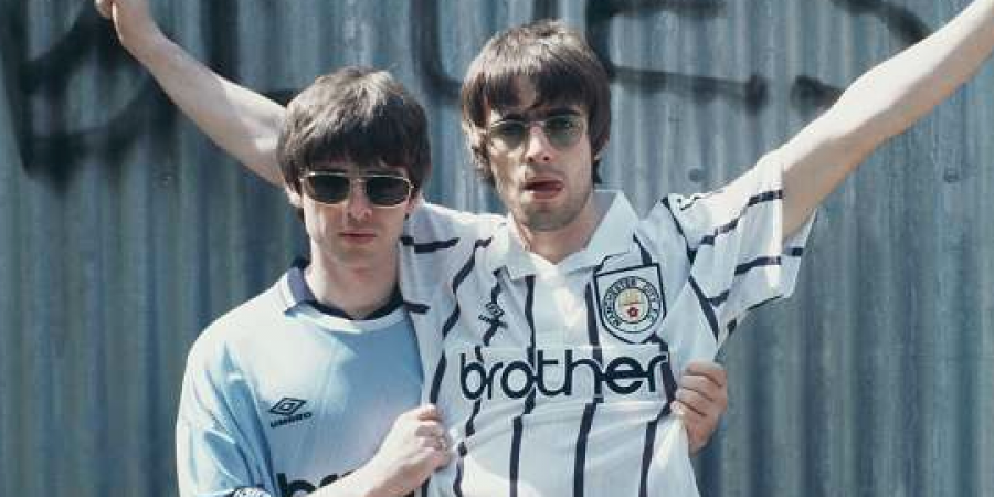 Liam and Noel Gallagher sing a song for record-breaker Sergio Aguero article image