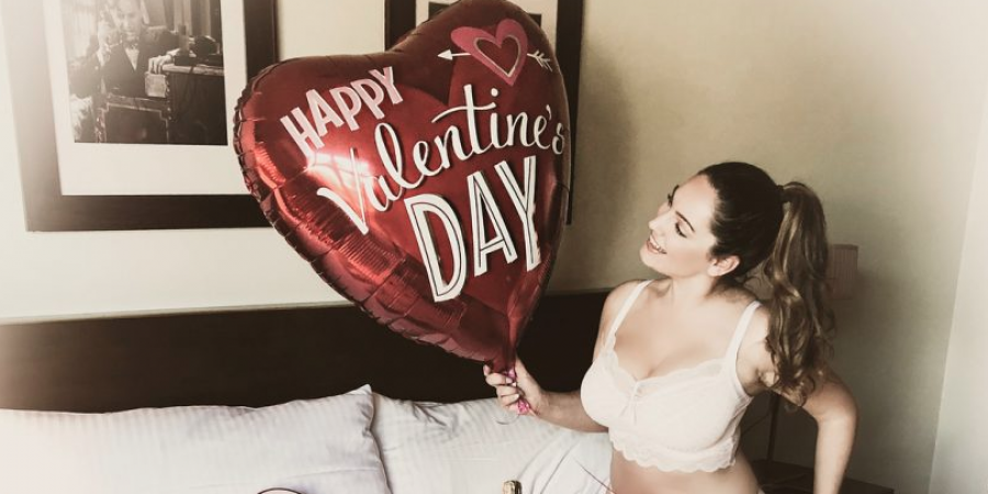 Have a go on Kelly Brook's Valentines Day themed lingerie shoot! article image