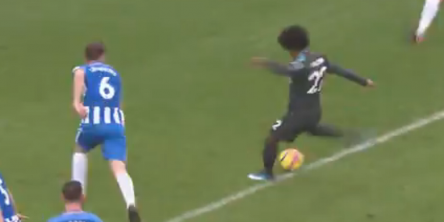 Willian worldie wins January goal of the month award article image