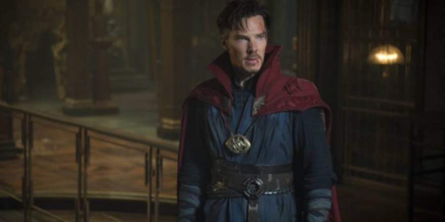 'Avengers: Infinity War' creator hints that Doctor Strange has a plan article image