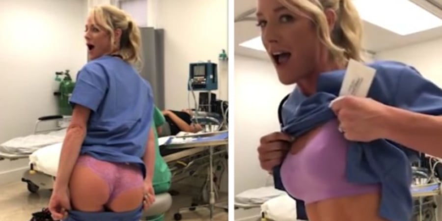Hot nurse fired after flashing her tits & ass whilst doctor stitched up patient article image