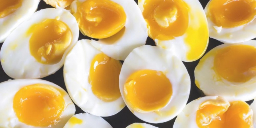 Dude shoves 15 hard boiled eggs up his ass & ends up with torn intestines article image