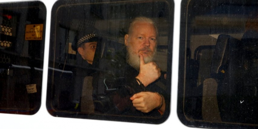 Apparently, Julian Assange liked to smear shit up the walls of the Ecuadorian Embassy article image