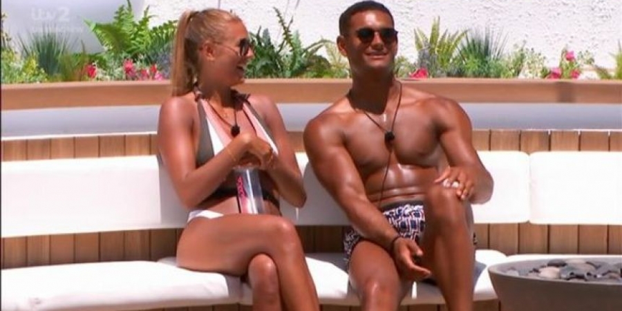 Love Island fans aren't happy about Arabella laying it on Danny article image