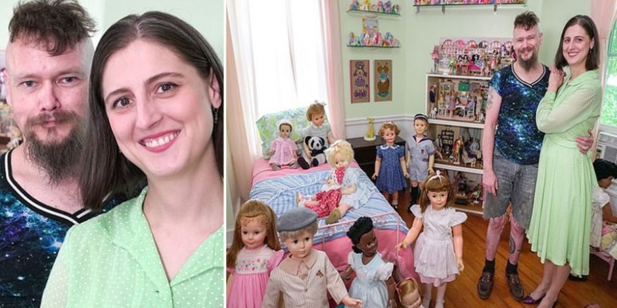 Weird couple live with 200 dolls they refer to as 'plastic children' article image