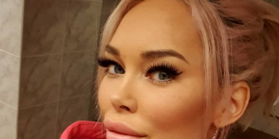 Glamour model spends £50k on plastic surgery to look like a Snapchat filter article image