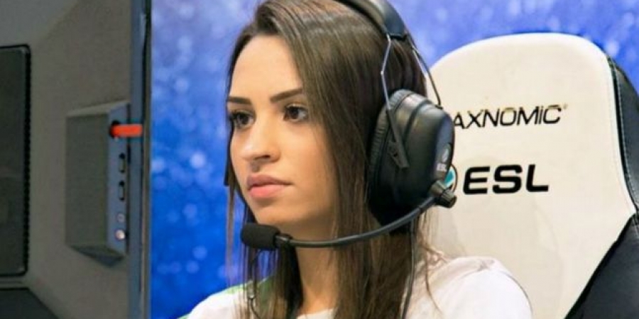 Hot Brazilian gamer sentenced to 116 years in prison for fraud article image